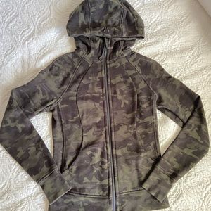 LULULEMON SCUBA HOODIE